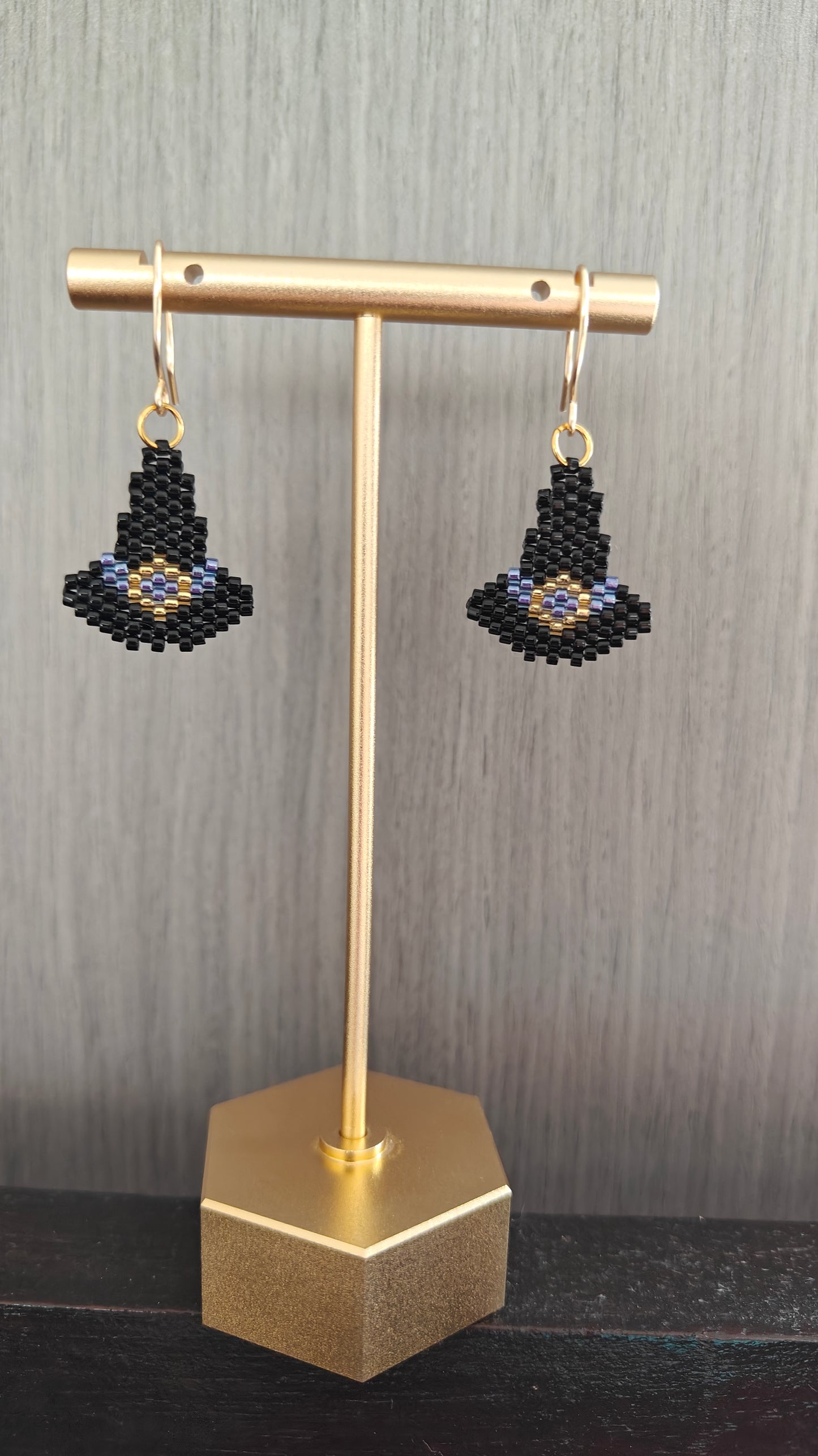 Aretes sombrerito de bruja | negro