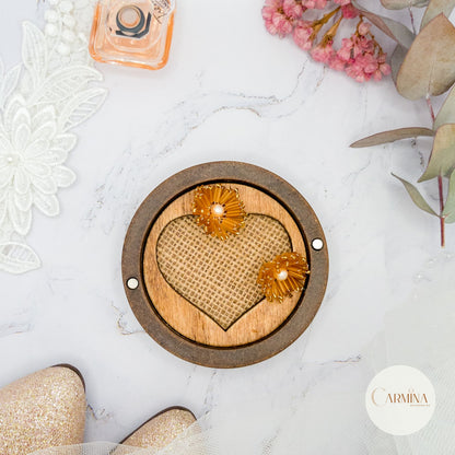 Tocado Tara | Diadema Flexible Dorada Con Aretes De Flor