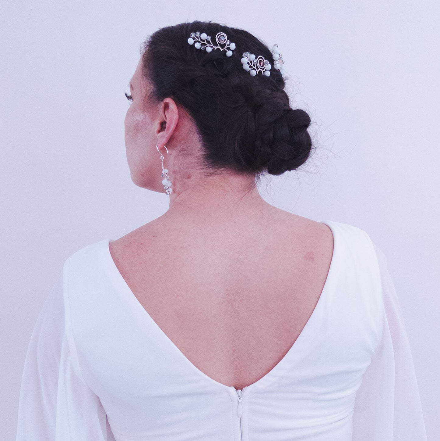 Tocado Bella | Trío de Hadpins y Aretes Plateados con Cristales Deslumbrantes