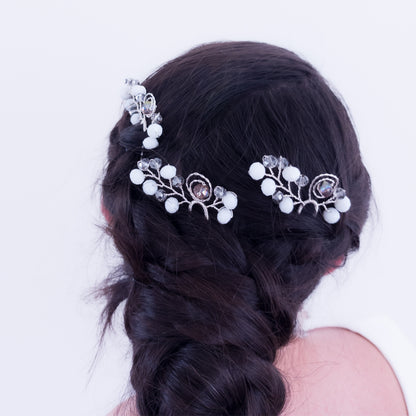 Tocado Bella | Trío de Hadpins y Aretes Plateados con Cristales Deslumbrantes