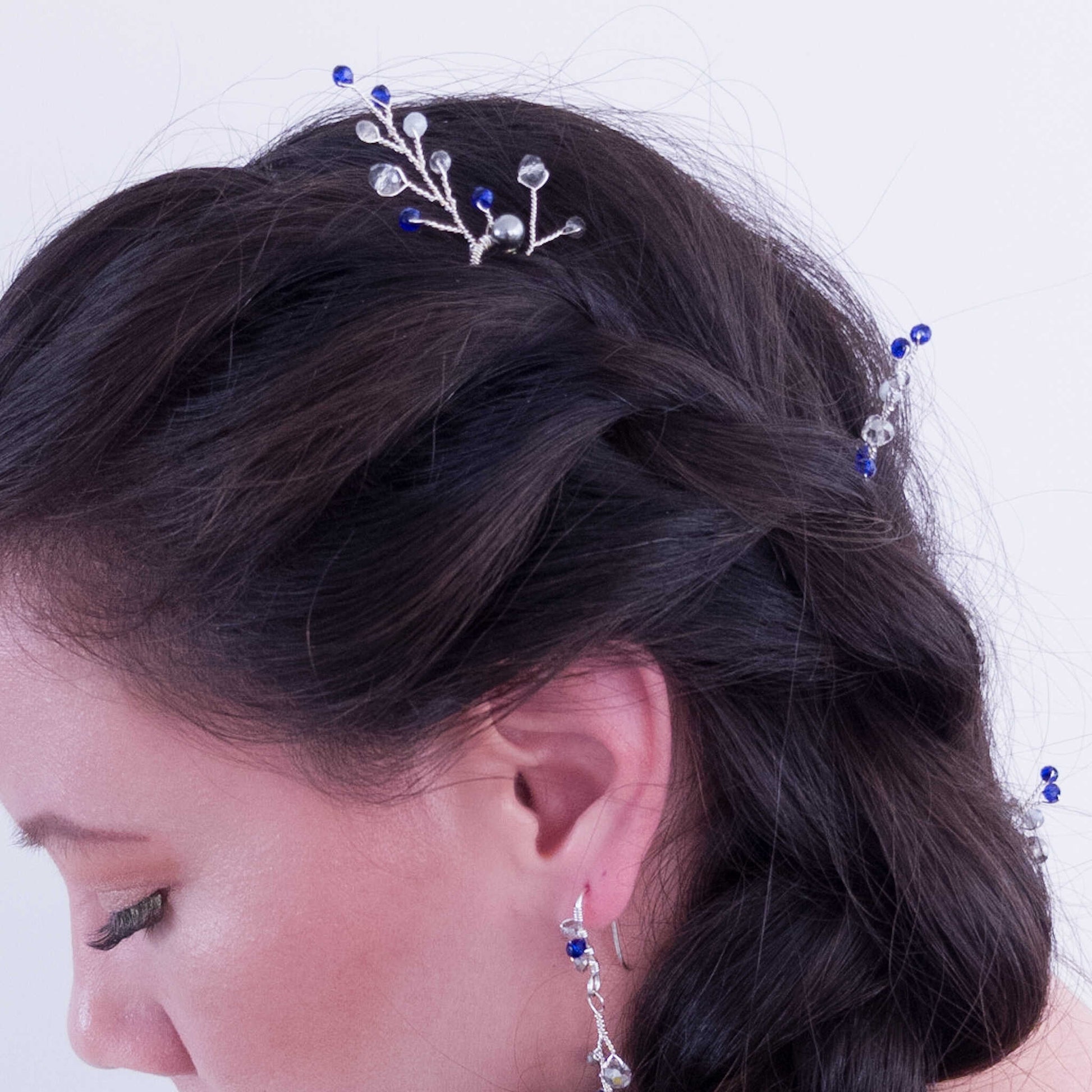 tocado ema-Plateado con azul