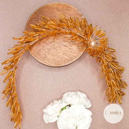 Tocado Tara | Diadema Flexible Dorada Con Aretes De Flor