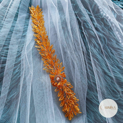 Tocado Tara | Diadema Flexible Dorada Con Aretes De Flor