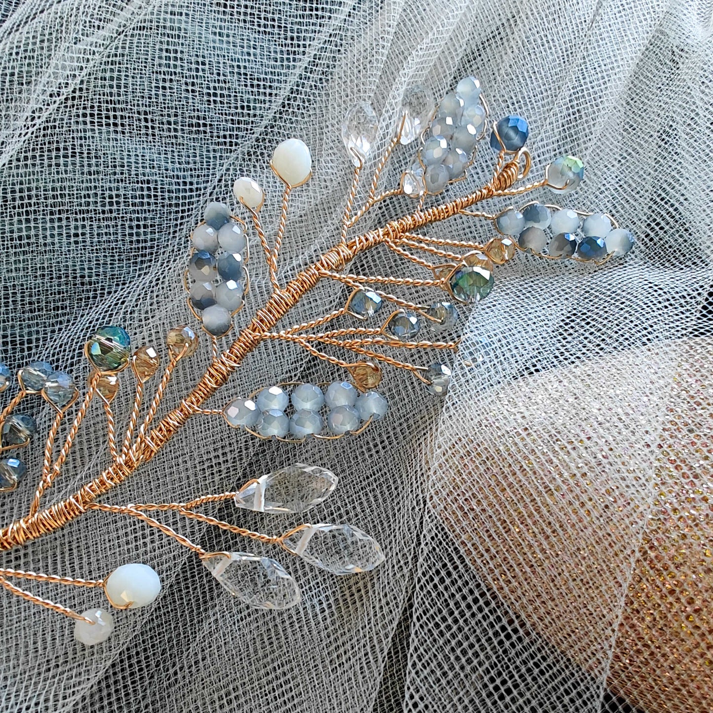 Tocado Kim | El Toque Perfecto para Tu Momento Especial Con Aretes A Juego