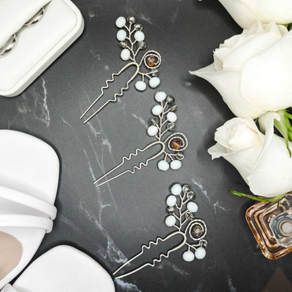 Tocado Bella | Trío de Hadpins y Aretes Plateados con Cristales Deslumbrantes