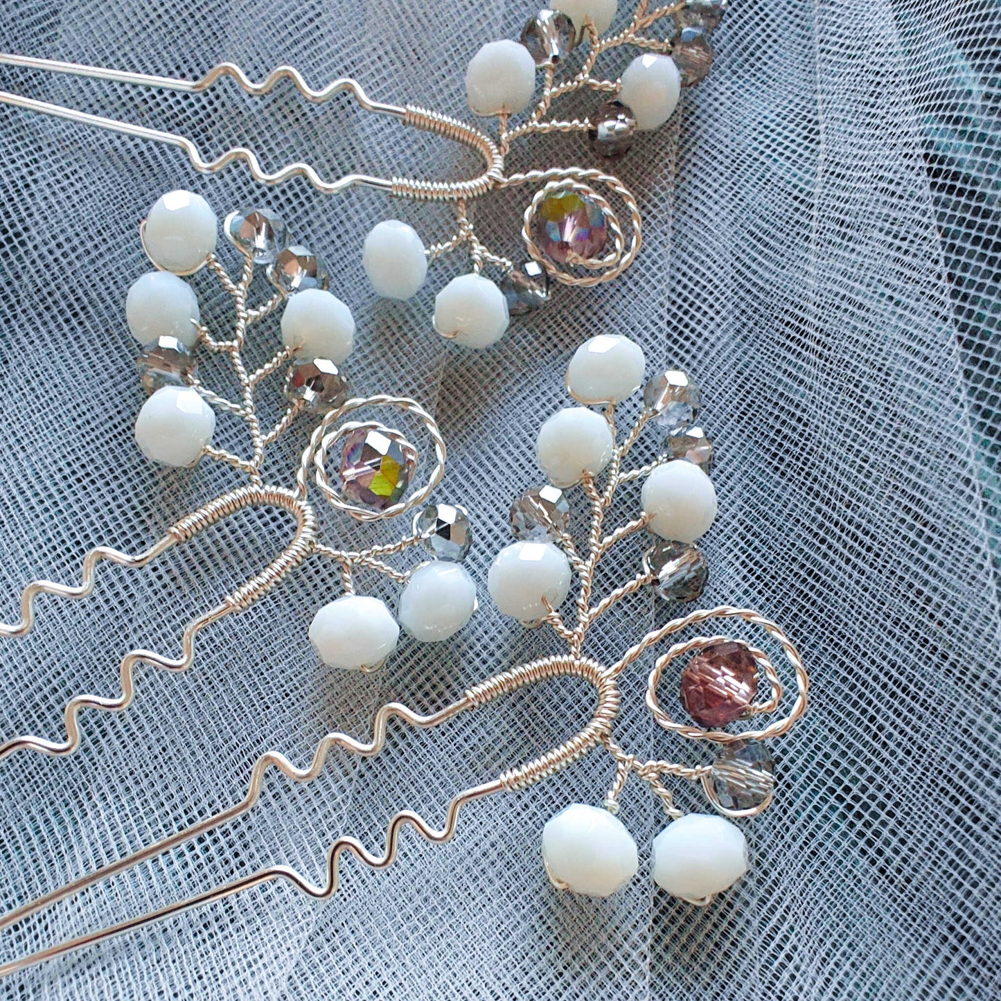 Tocado Bella | Trío de Hadpins y Aretes Plateados con Cristales Deslumbrantes