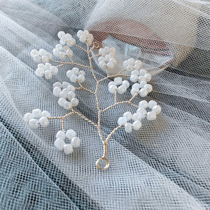 tocado caro-Plateado con blanco