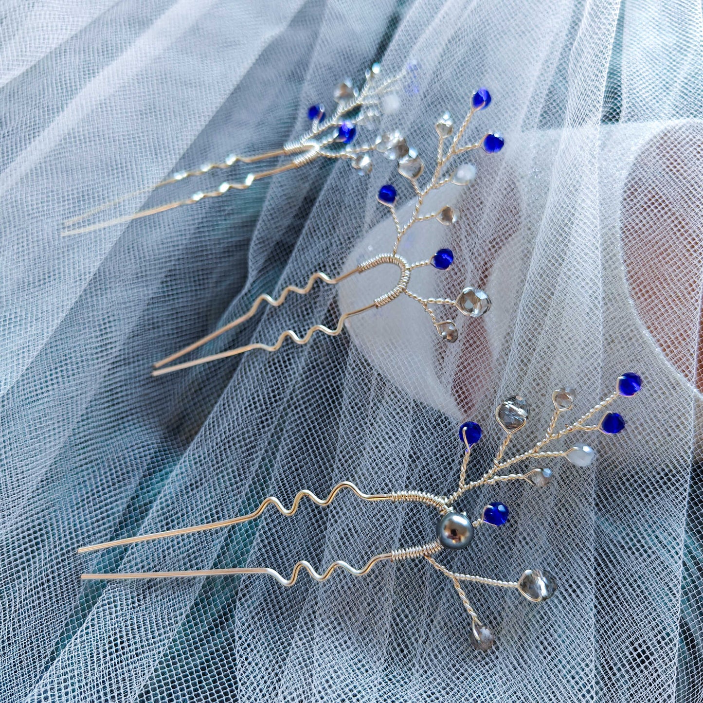 tocado ema-Plateado con azul