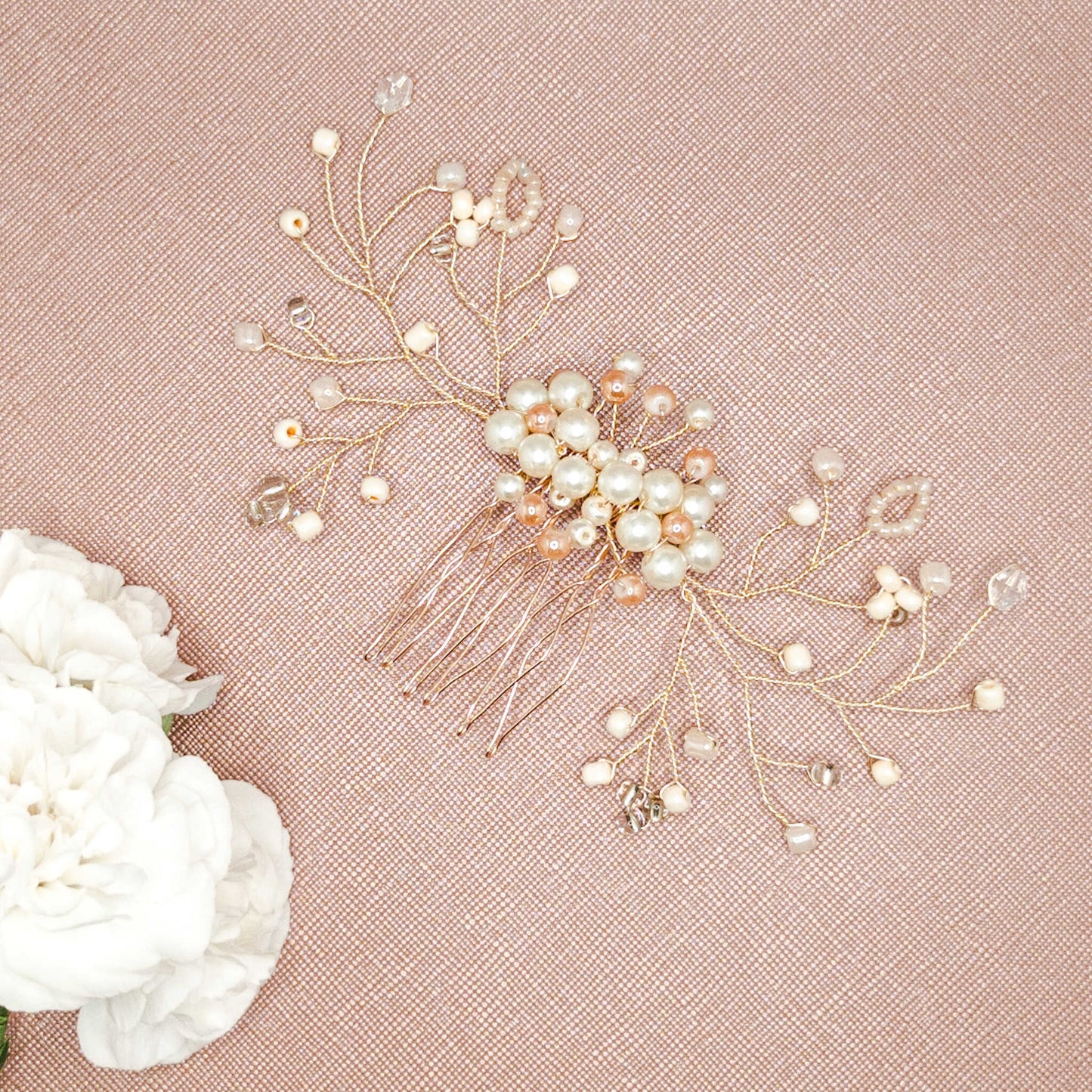 Tocado Fanny | Peineta Hecha a Mano Con Encanto Artesanal