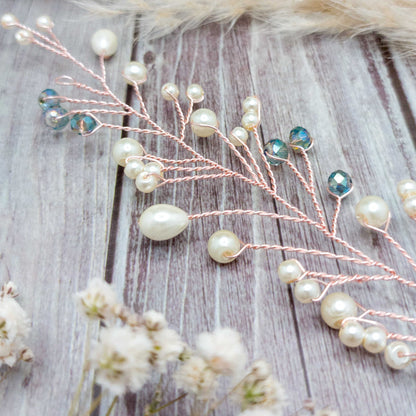 tocado lis-Oro rosa con perlas de vidrio y cristales celestes